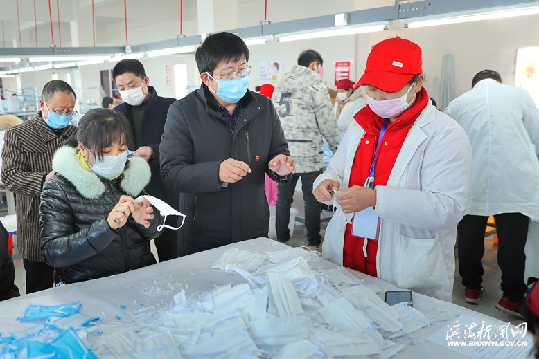 縣工信局幫助企業(yè)解決用工、生產(chǎn)問題